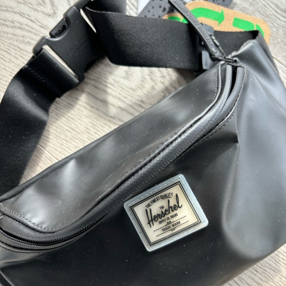 Hershel Eco Friendly Water Resistance crossbody Bag - Picture 2 of 8